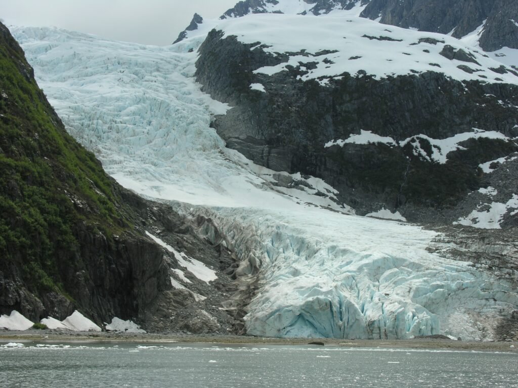 Glacier flightseeing, a popular Alaska cruise excursion near Seward, Alaska